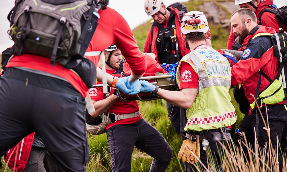 Learn How To Become Part Of A Mountain Rescue Team OS GetOutside   About Mountain Rescue Holme Valley 